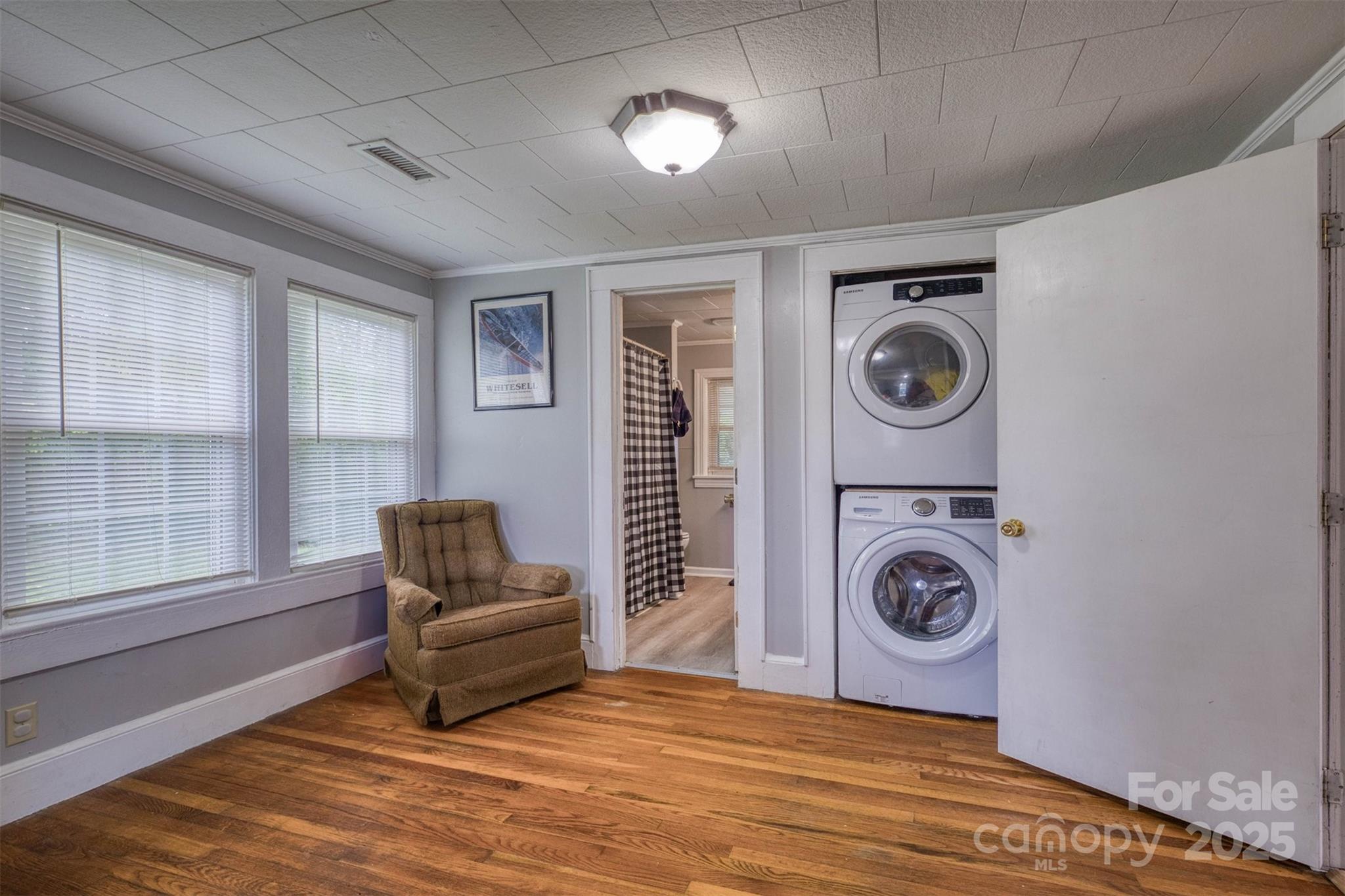 175 Duke Street Granite Falls, NC 28630 - Photo 15 of 23 Gallery Image 15
