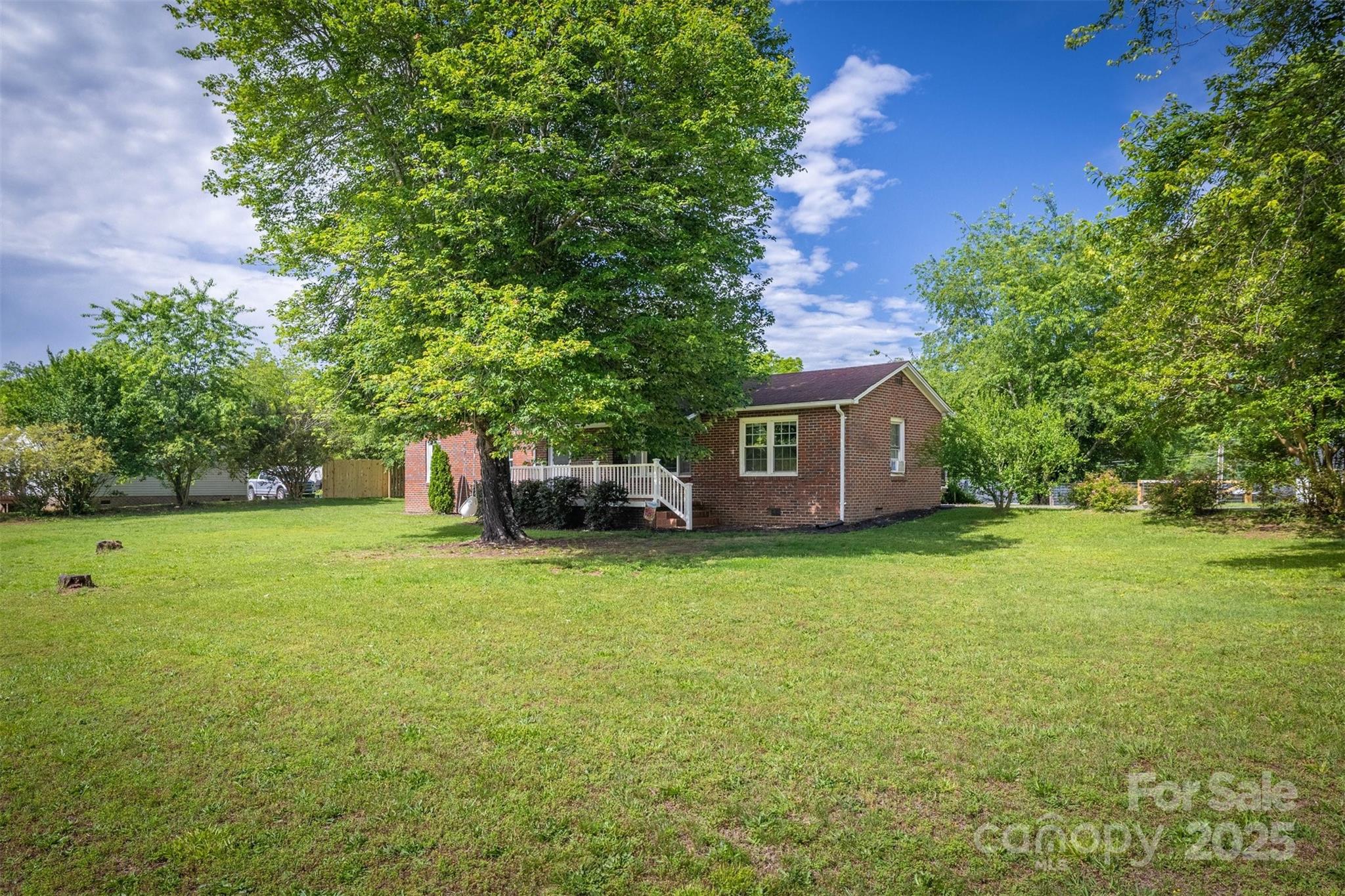 175 Duke Street Granite Falls, NC 28630 - Photo 4 of 23 Gallery Image 4