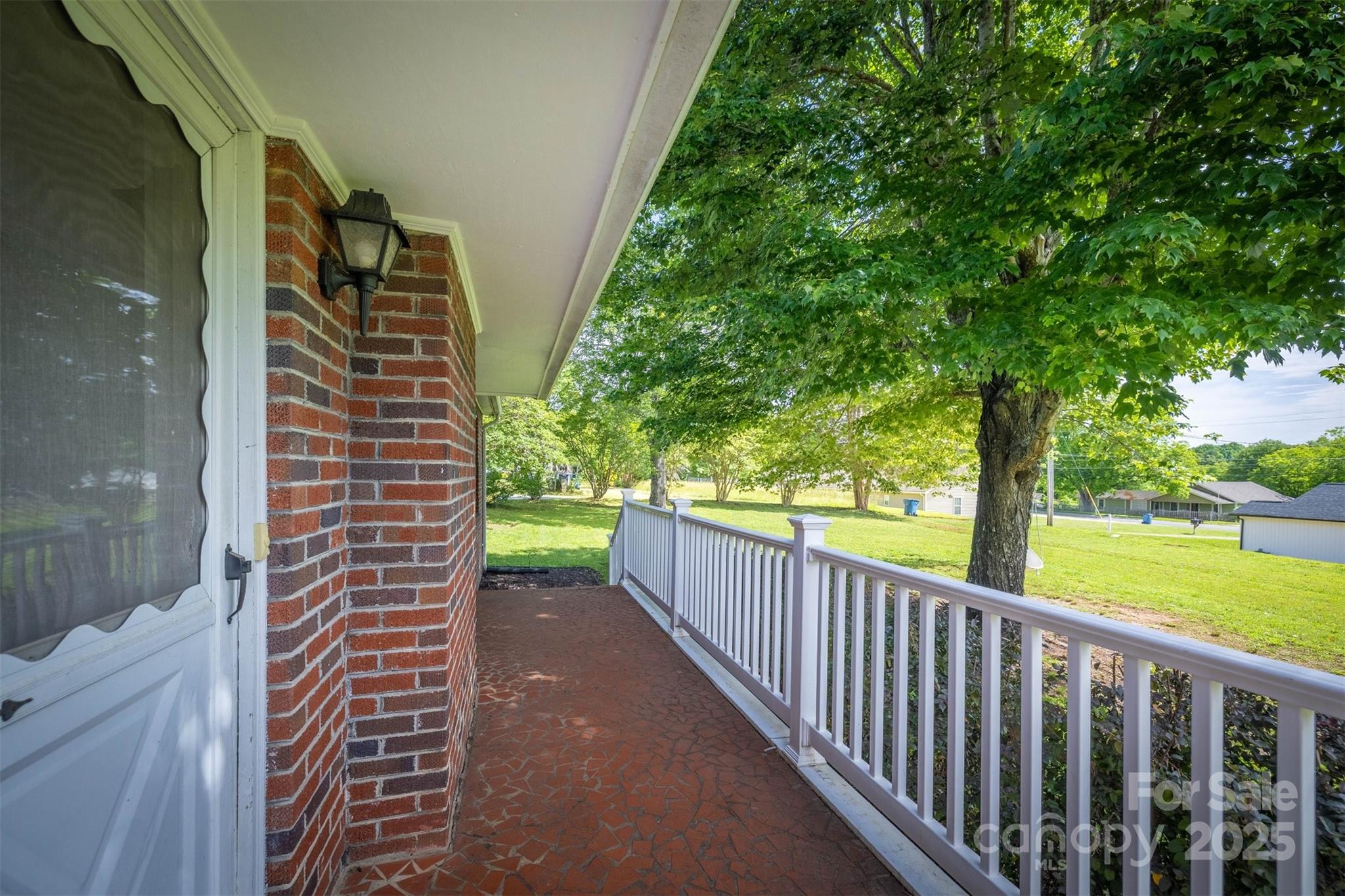 175 Duke Street Granite Falls, NC 28630 - Photo 5 of 23 Gallery Image 5