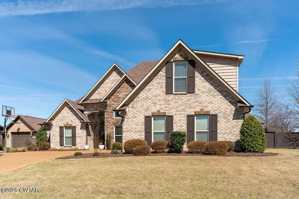 $484,900 | 19 Ravenwood Drive, Jackson, TN 38305