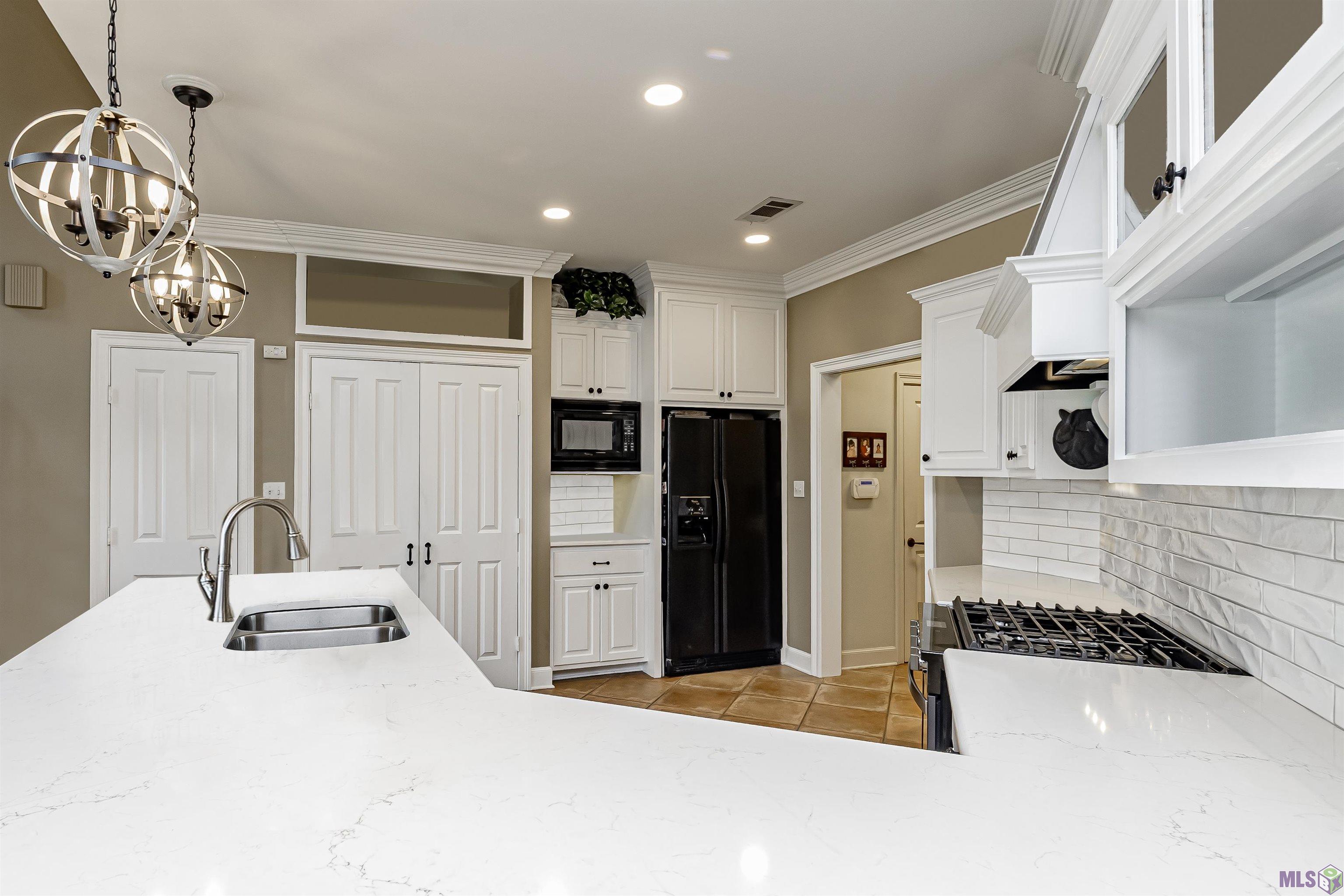 10261 Island Road Ventress, LA 70783 - Photo 12 of 41