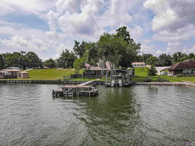 $775,000 | 10261 Island Road, Ventress, LA 70783