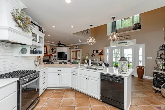 $775,000 | 10261 Island Road, Ventress, LA 70783