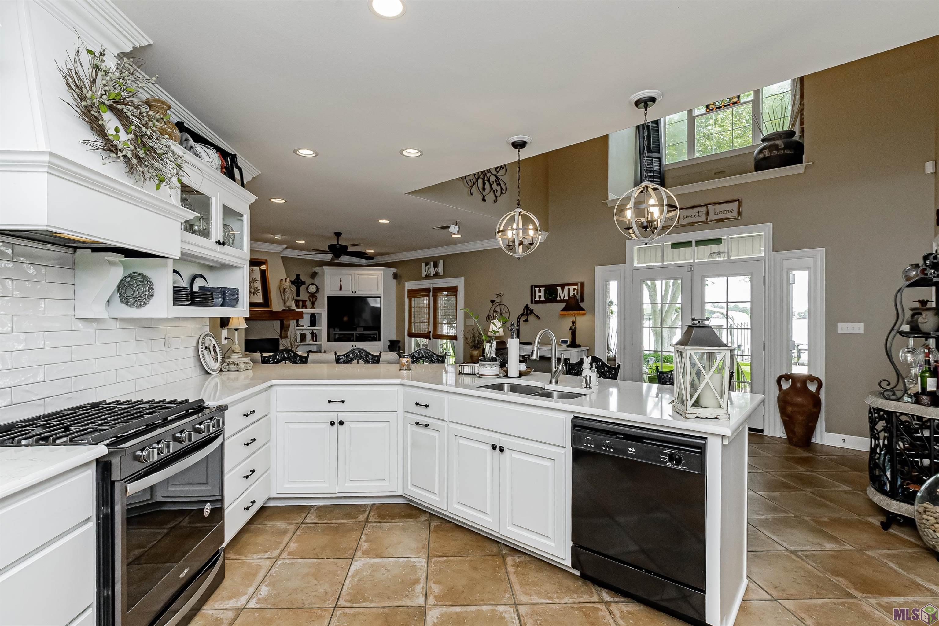 10261 Island Road Ventress, LA 70783 - Photo 38 of 41