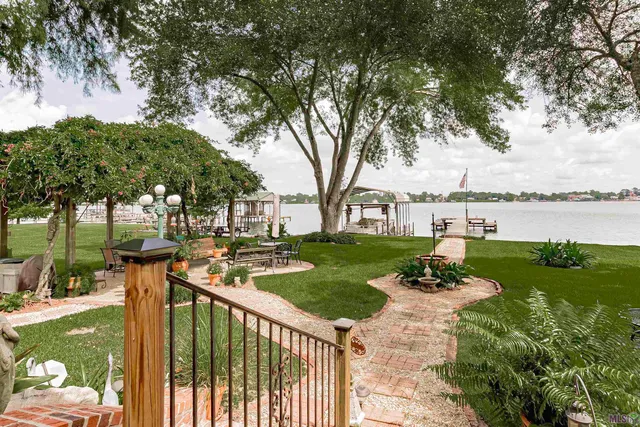 $775,000 | 10261 Island Road, Ventress, LA 70783