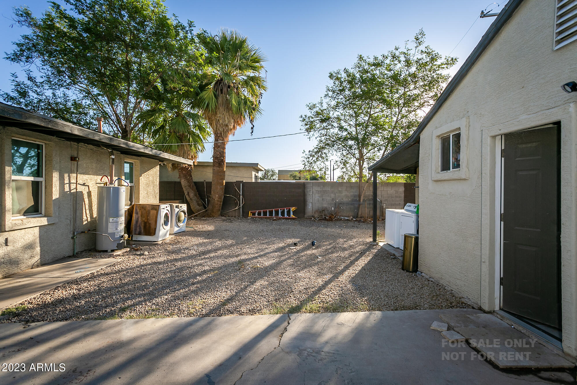 2911 West Almeria Road Phoenix, AZ 85009 - Photo 15 of 17