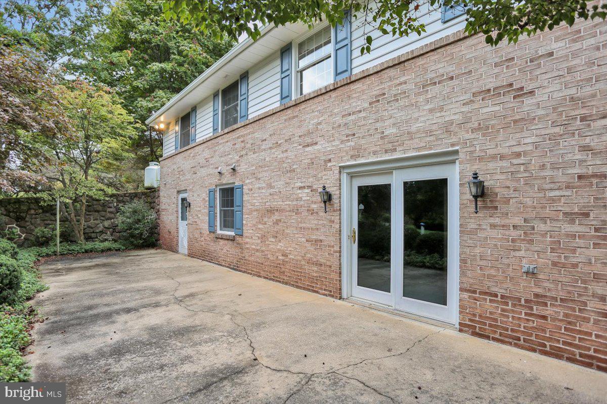 3070 Welsh Road Mohnton, PA 19540 - Photo 31 of 34