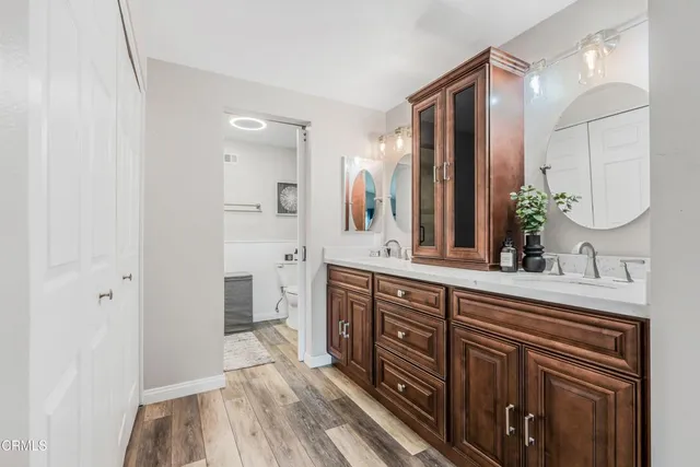 $999,999 | 933 Cayo Grande Court, Newbury Park, CA 91320