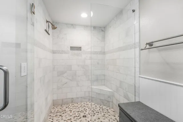 $999,999 | 933 Cayo Grande Court, Newbury Park, CA 91320