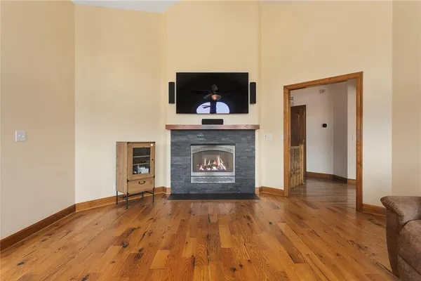 $690,000 | 11112 East 227th Street, Peculiar, MO 64078