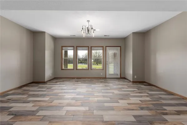 $690,000 | 11112 East 227th Street, Peculiar, MO 64078