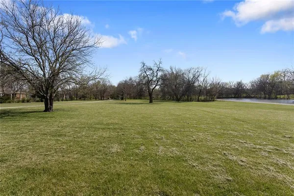 $690,000 | 11112 East 227th Street, Peculiar, MO 64078