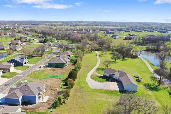 $690,000 | 11112 East 227th Street, Peculiar, MO 64078