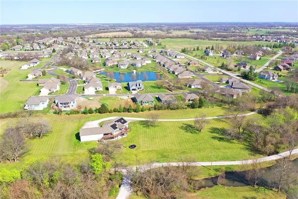 $690,000 | 11112 East 227th Street, Peculiar, MO 64078