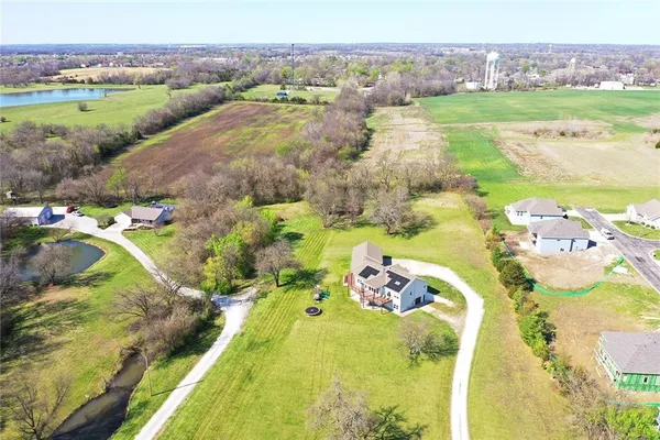 $690,000 | 11112 East 227th Street, Peculiar, MO 64078