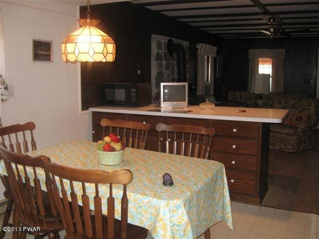 104 Wallenpaupack Road Lakeville, PA 18438 - Photo 8 of 20