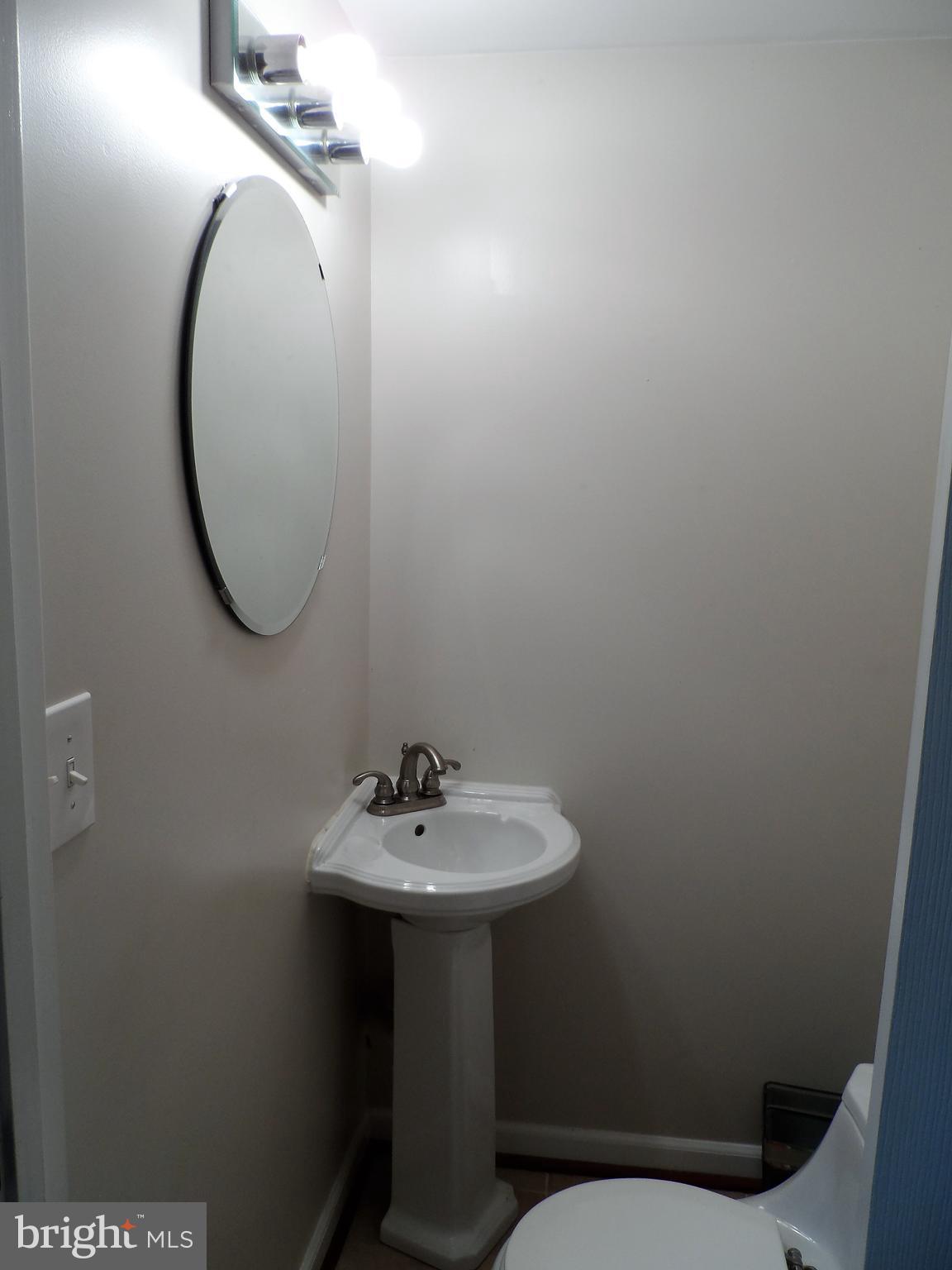 562 Riverside Drive Pasadena, MD 21122 - Photo 14 of 18 Master Bath