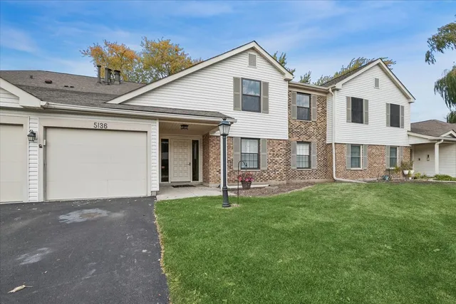 $240,000 | 5136 Cheshire Road, Unit 5136, Gurnee, IL 60031