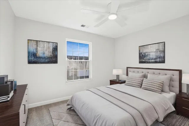 $240,000 | 5136 Cheshire Road, Unit 5136, Gurnee, IL 60031