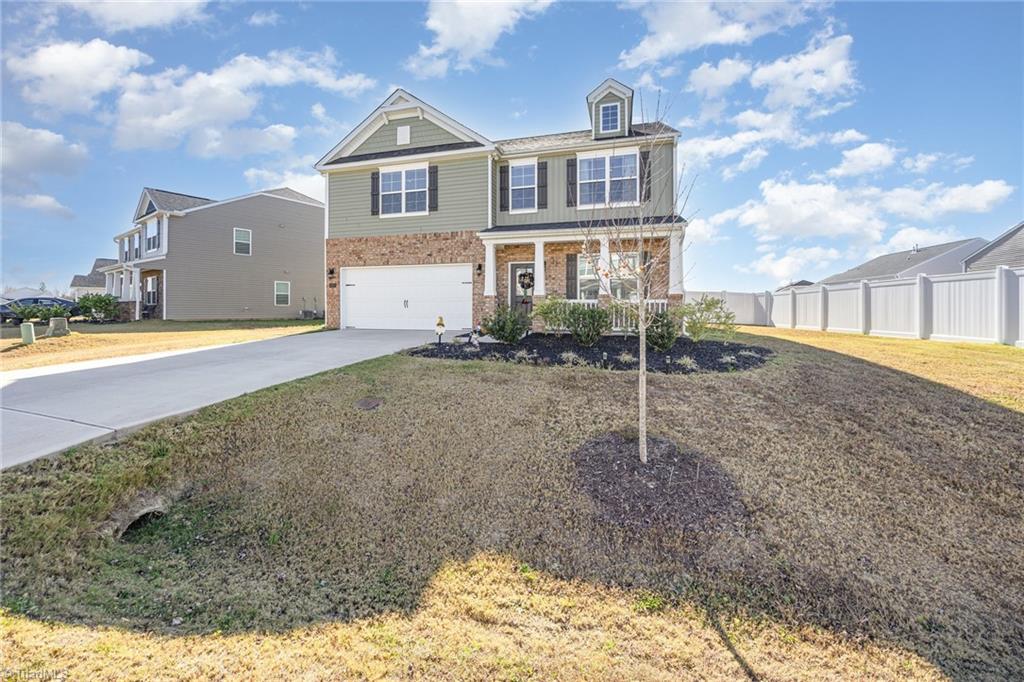 177 Rhett Avenue Lexington, NC 27295 - Photo 3 of 30