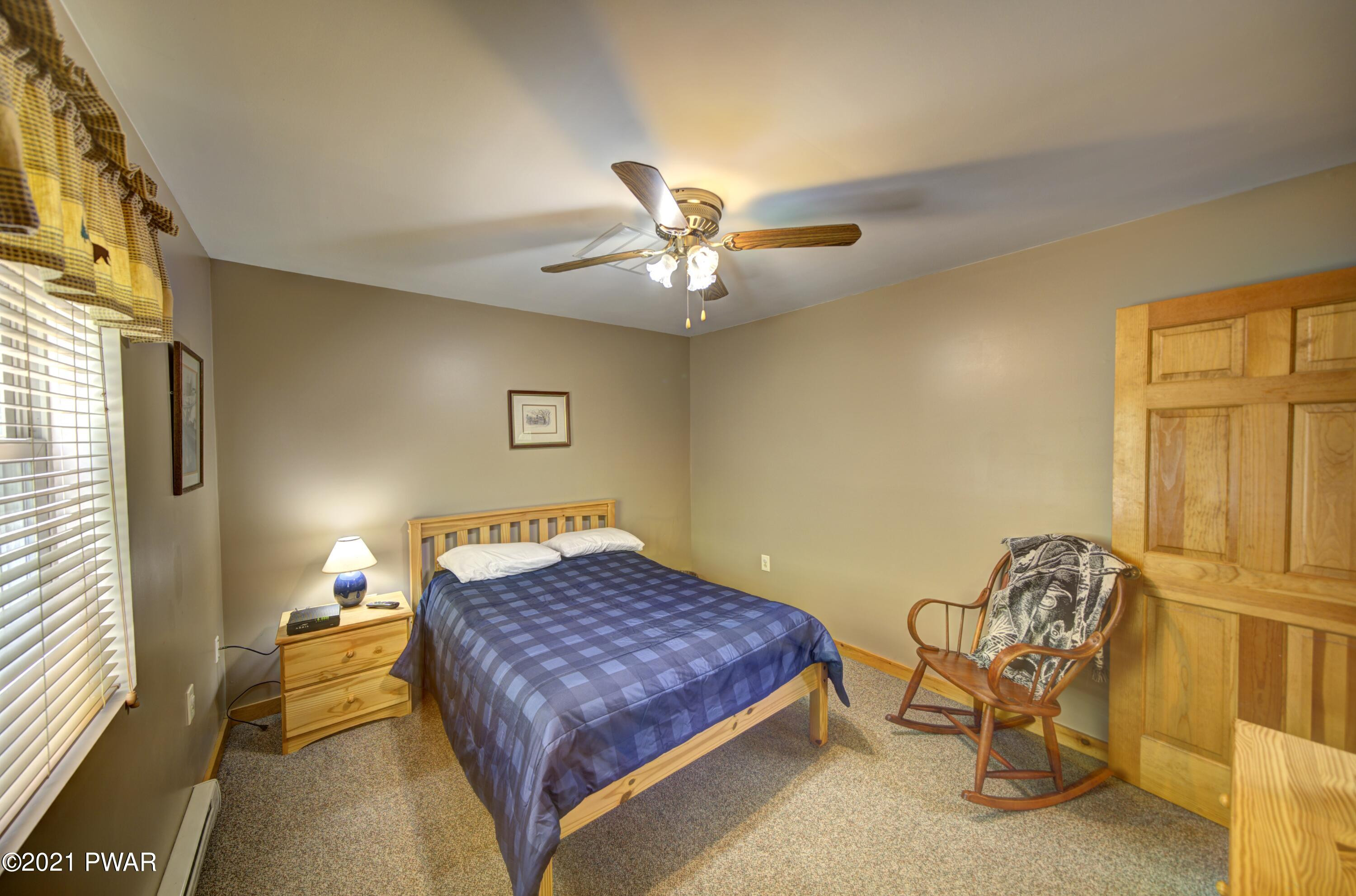 192 Pebble Rock Road Lackawaxen, PA 18435 - Photo 17 of 37