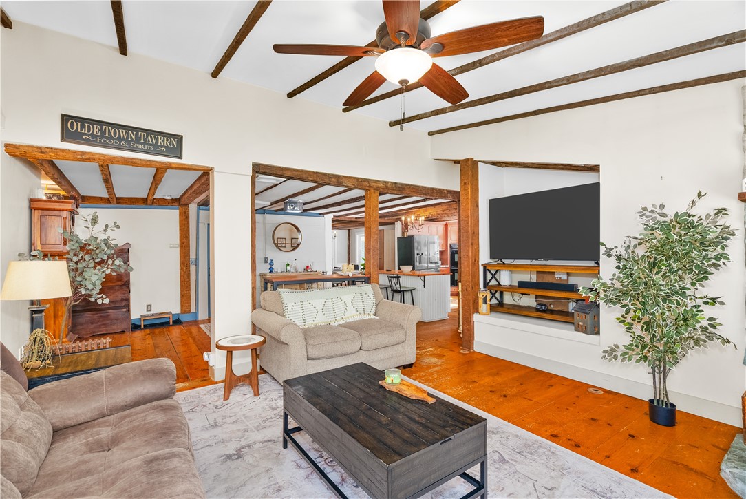 1257 Chopmist Hill Road Scituate, RI 02857 - Photo 15 of 49 Gallery Image 15