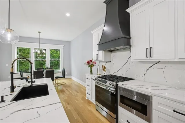 $599,900 | 5443 North 101st Terrace, Kansas City, KS 66109