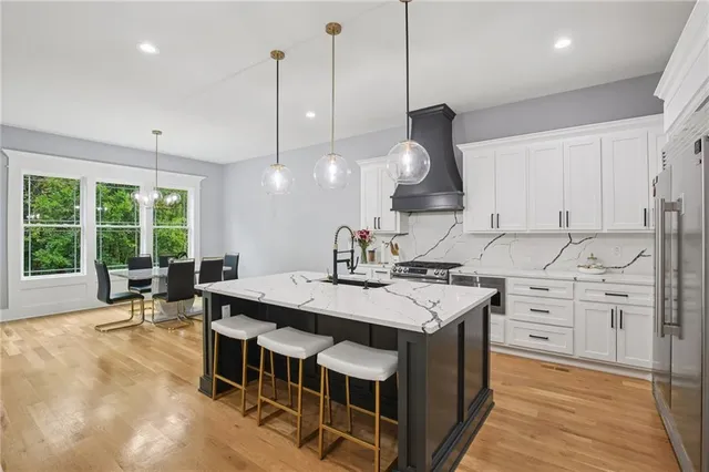 $599,900 | 5443 North 101st Terrace, Kansas City, KS 66109