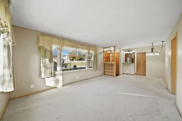 $229,000 | 303 Tecumseh Street, Brooklyn, MI 49230