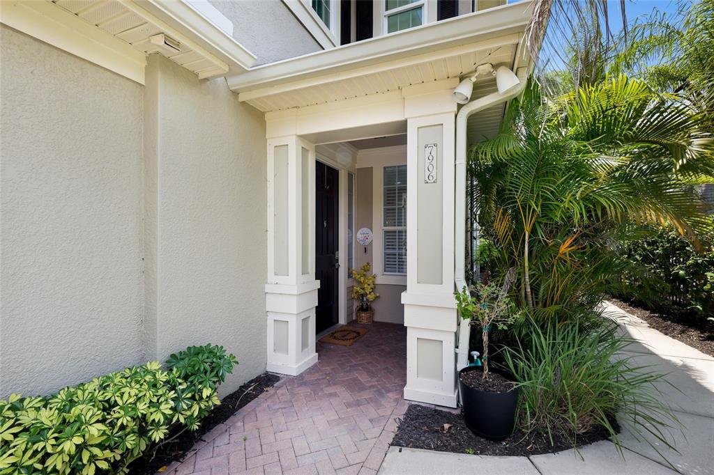 7906 St Simons Street, Unit 7906 University Park, FL 34201 - Photo 3 of 33