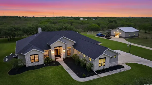 $1,165,000 | 131 Wright Creek Road, Victoria, TX 77905