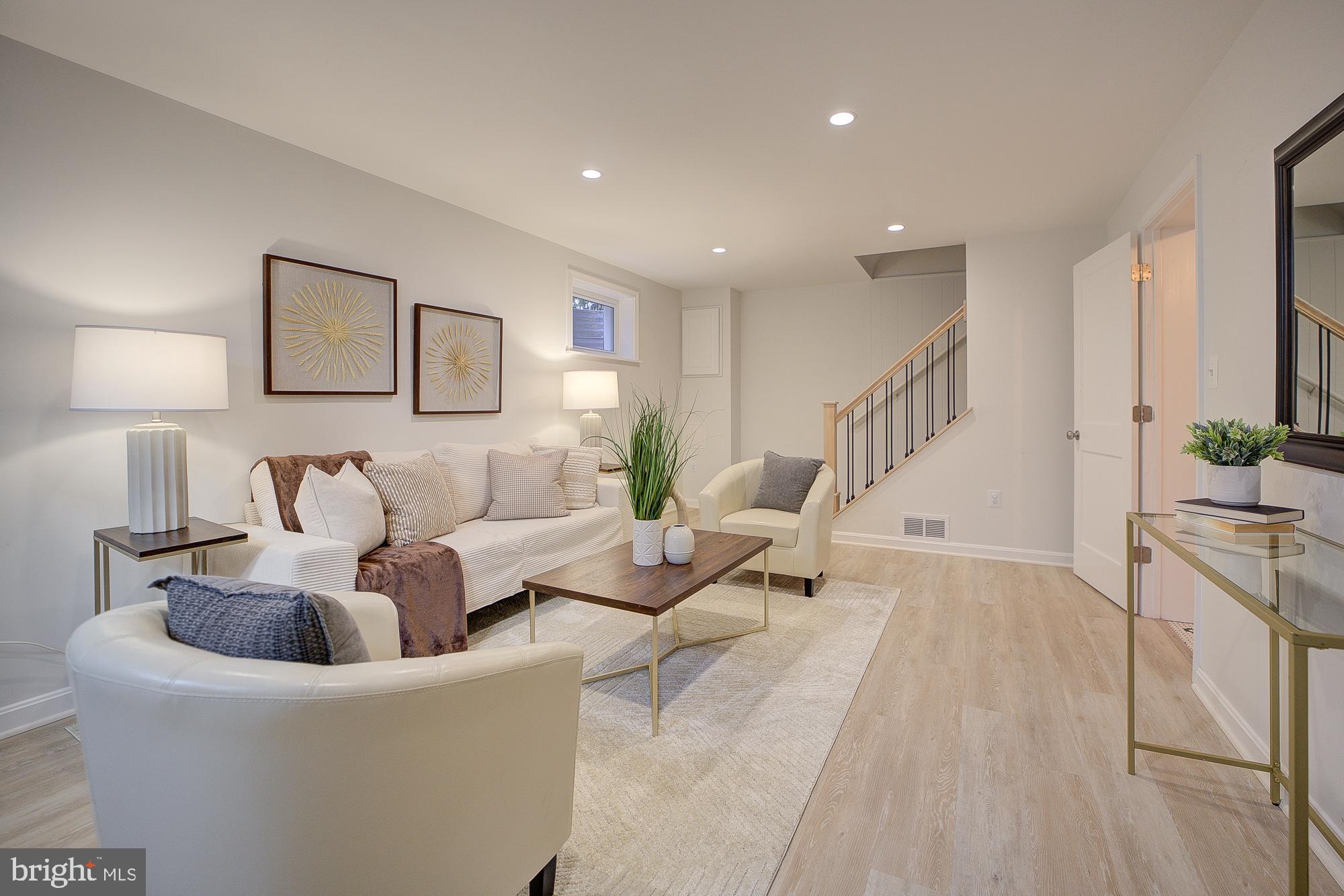 2045 North Brandywine Street Arlington, VA 22207 - Photo 22 of 32