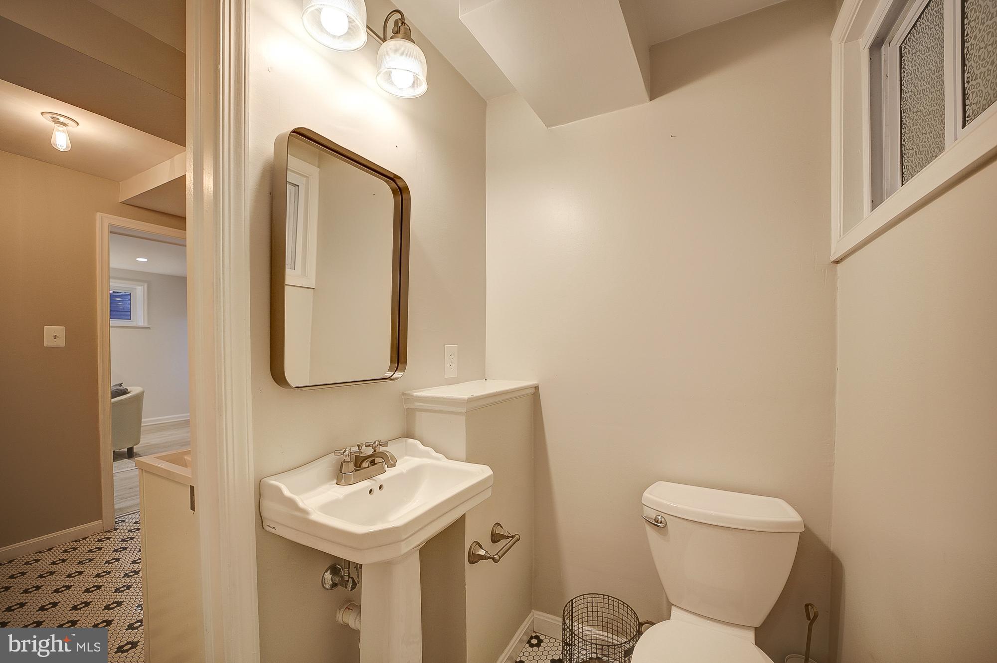 2045 North Brandywine Street Arlington, VA 22207 - Photo 26 of 32