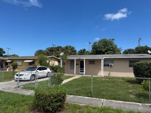 $300,000 | 1441 8th Street, West Palm Beach, FL 33401