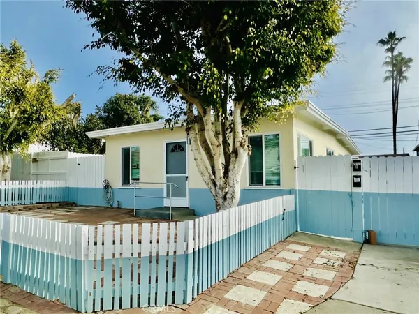 $2,700 | 225 Avenida Miramar, Unit A, San Clemente, CA 92672