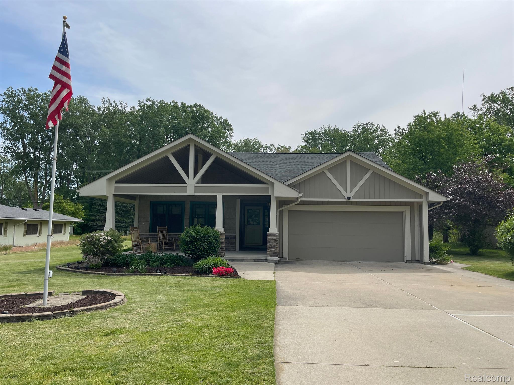 19183 Gudith Road Trenton, MI 48183 - Photo 1 of 37 Gallery Image 1