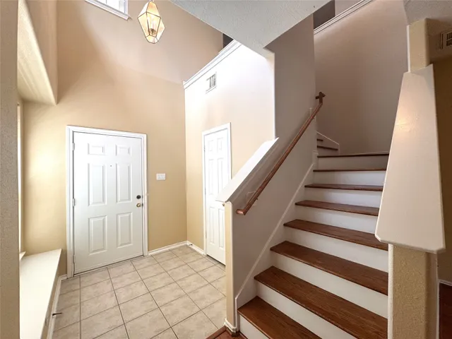 $1,800 | 213 Summerhaze Circle, The Woodlands, TX 77382