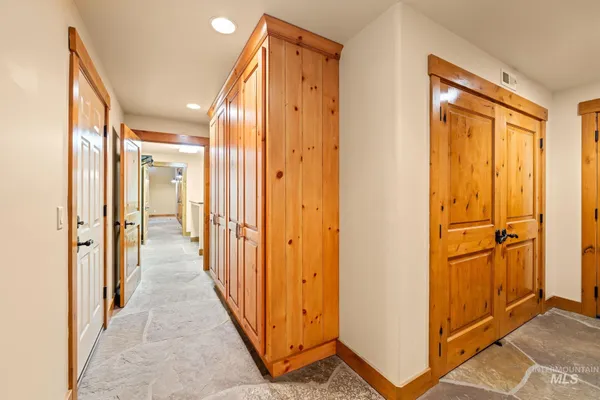 $2,268,000 | 1008 Penstemen Place, McCall, ID 83638