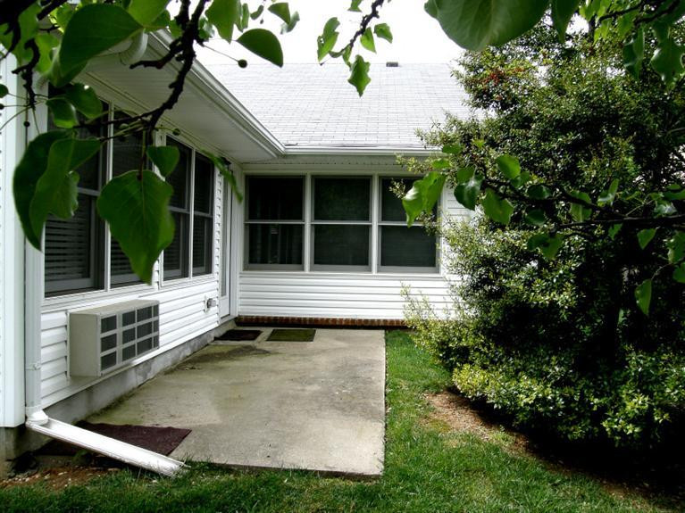 1216 Rockbridge Road Lexington, KY 40515 - Photo 26 of 32 Photo 26
