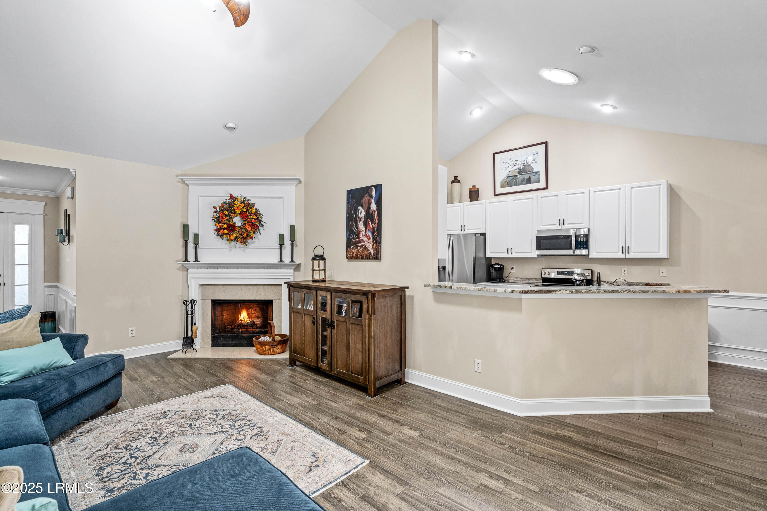 251 Hitching Post Crescent Bluffton, SC 29910 - Photo 3 of 31 251 Hitching Post-19