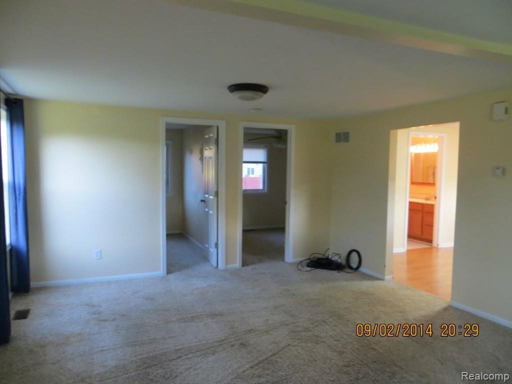 7163 Porter Road Grand Blanc, MI 48439 - Photo 10 of 36 IMG_0275.jpg
