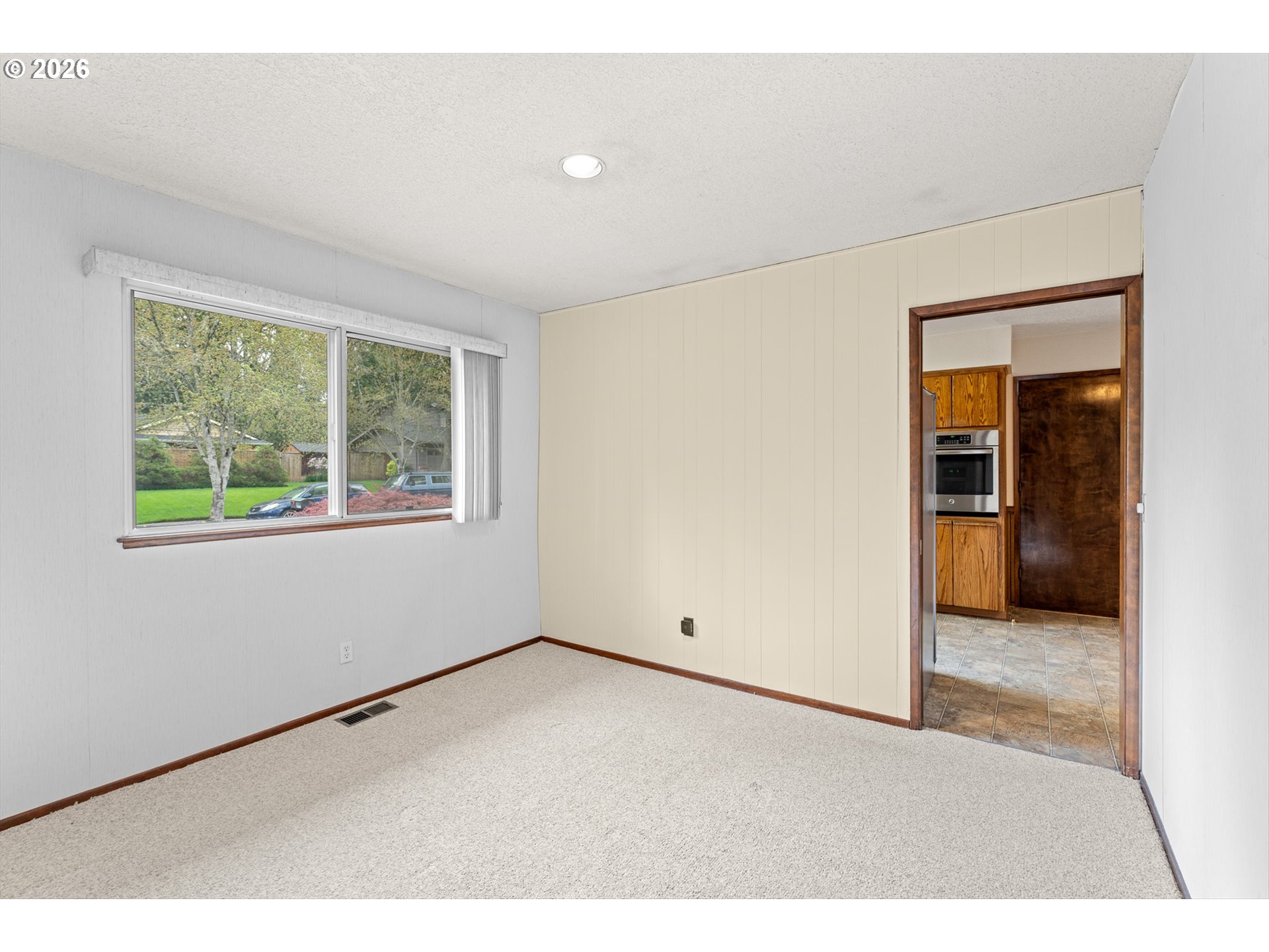 7455 Southwest Danielle Avenue Beaverton, OR 97008 - Photo 14 of 45