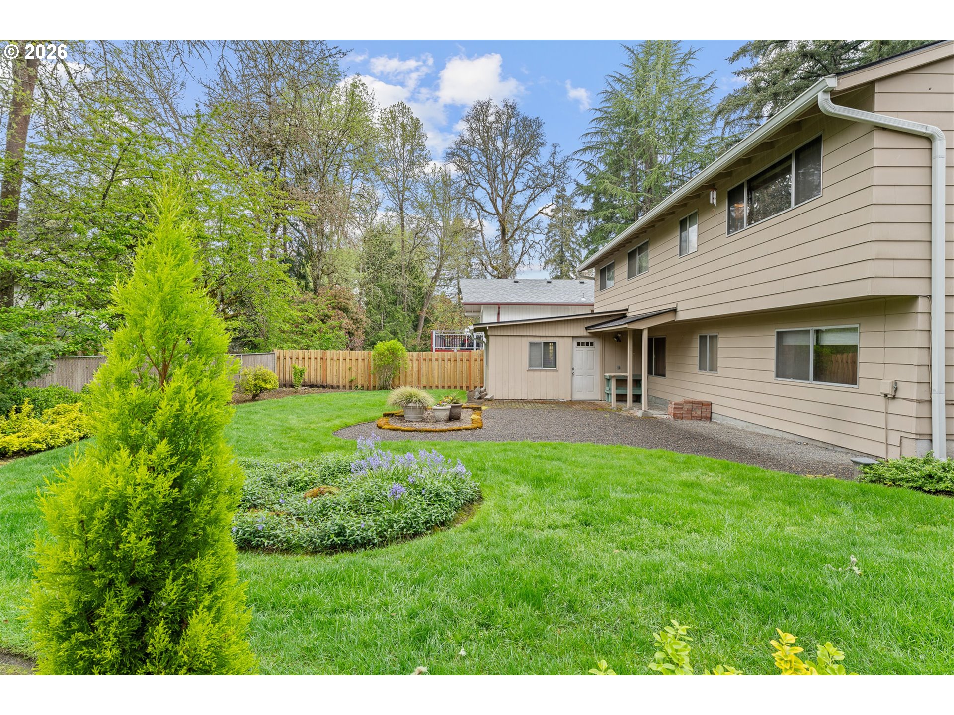 7455 Southwest Danielle Avenue Beaverton, OR 97008 - Photo 31 of 45