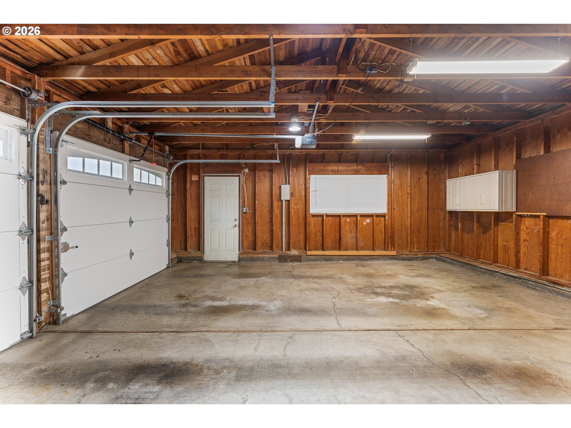 7455 Southwest Danielle Avenue Beaverton, OR 97008 - Photo 34 of 45