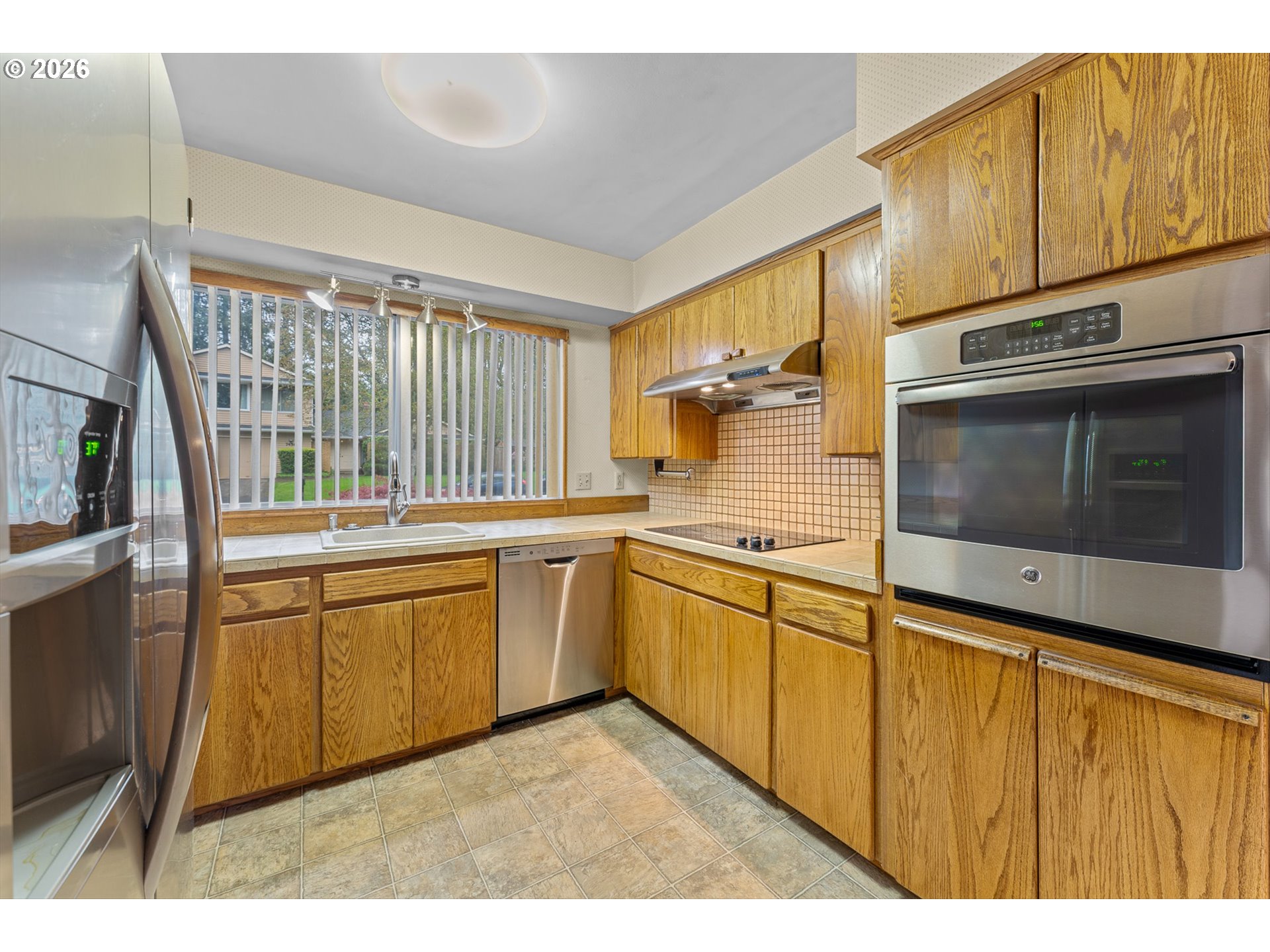 7455 Southwest Danielle Avenue Beaverton, OR 97008 - Photo 7 of 45