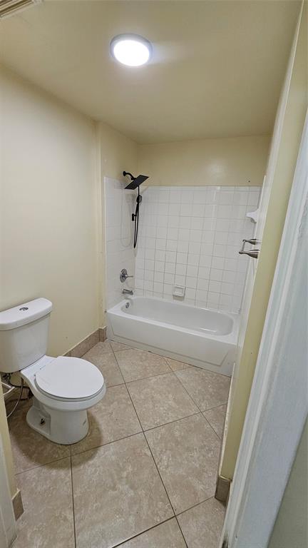 6960 Southwest 39th Street, Unit E101 Davie, FL 33314 - Photo 10 of 15