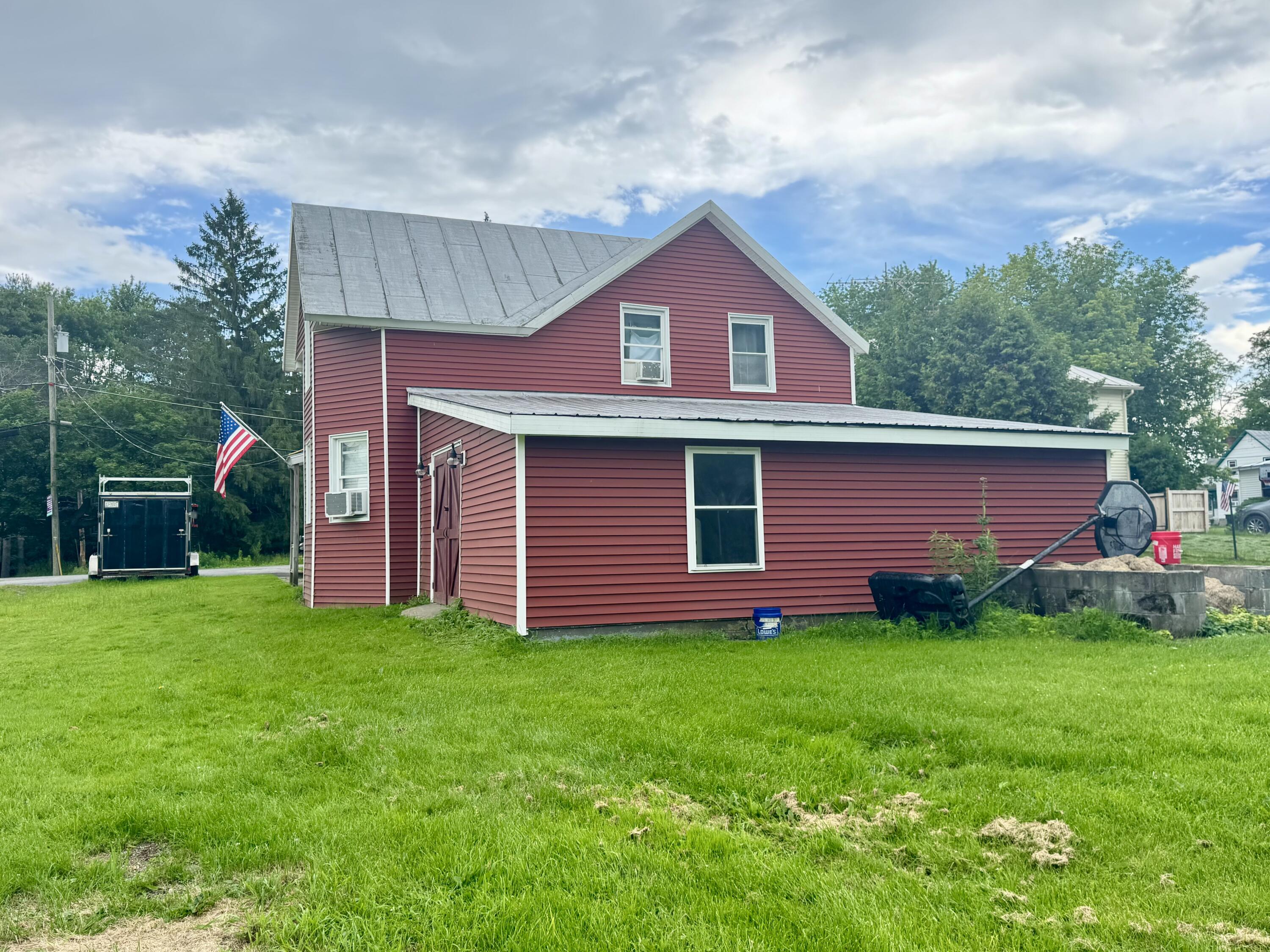 25 Spruce Street Champlain, NY 12919 - Photo 5 of 21