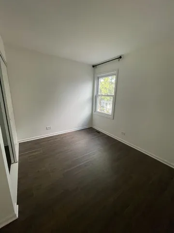 $2,100 | 231 Sunset Court, Unit 231, Vernon Hills, IL 60061