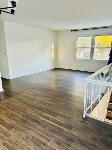 $2,100 | 231 Sunset Court, Unit 231, Vernon Hills, IL 60061