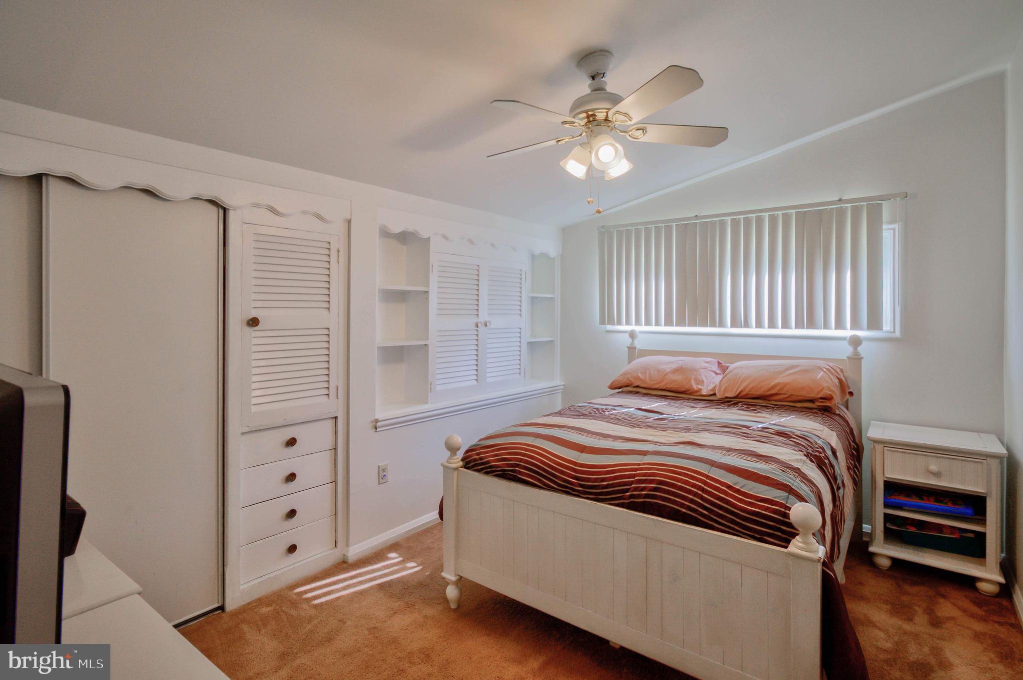 4124 Ronis Road Baltimore, MD 21208 - Photo 14 of 23 Bedroom with ceiling fan